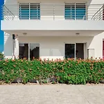 Cozy 2 Bedroom Family With Pool