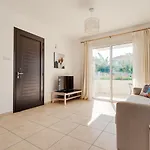 公寓 Cozy 2 Bedroom Family With Pool *