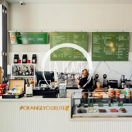 Апартаменты Cozy 2 Bedroom Family W/ Pool *