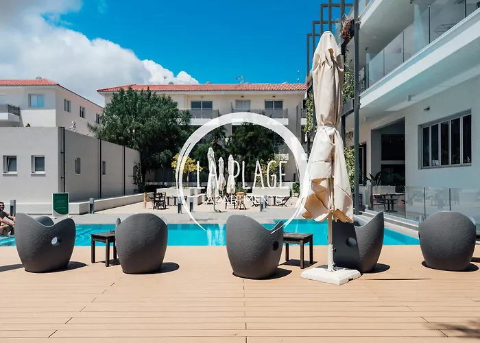 Cozy 2 Bedroom Family W/ Pool Apartament